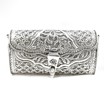 Light Weight Designer Hand Bag In Pure Silver