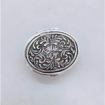 Real silver box for gifting in round shape antique...